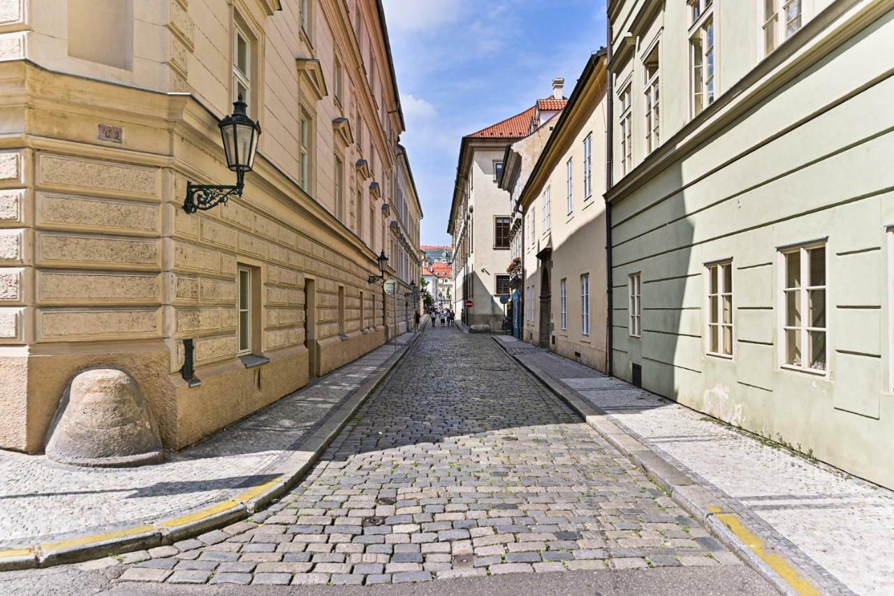Apartment Nebovidy I - Historic Centre - Terrace - Air Conditioning Praga Exterior foto