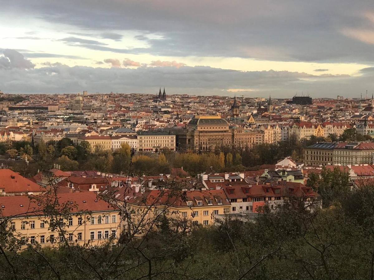 Apartment Nebovidy I - Historic Centre - Terrace - Air Conditioning Praga Exterior foto